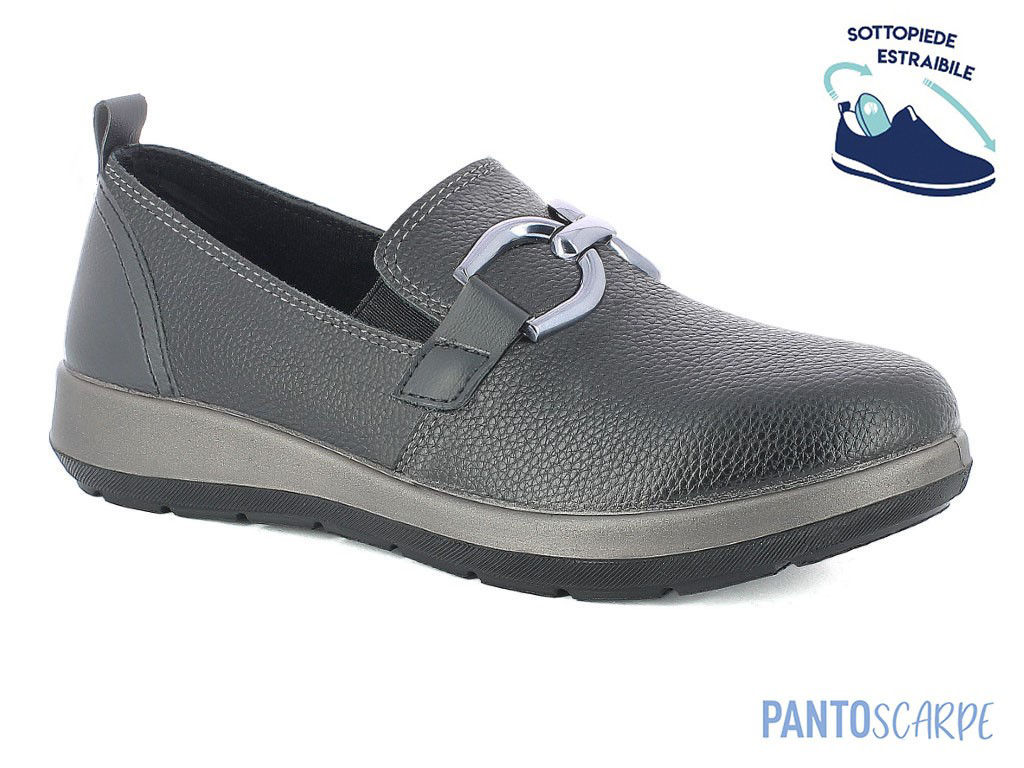 BLACK [014] [+€23.45]