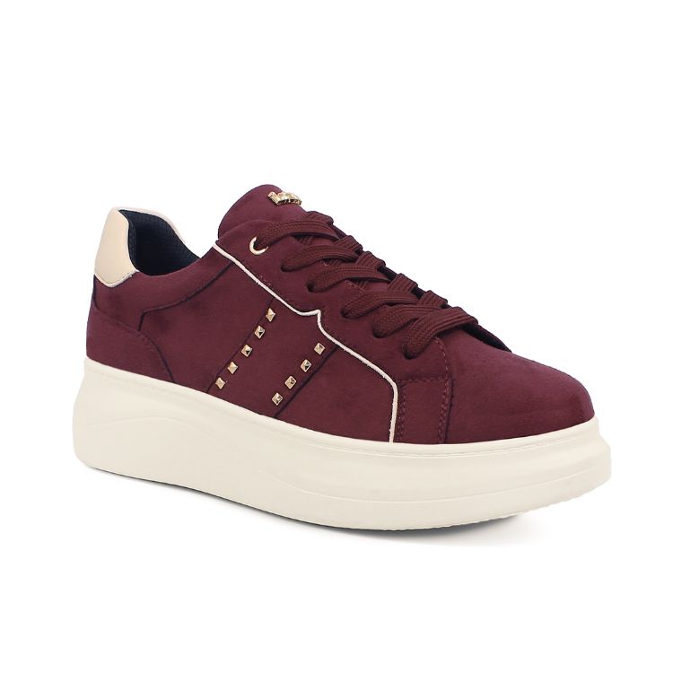 Picture of Sneakers with gold studs - in490